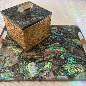 Kendra Scott Abalone Shell Tray and Gold Box Set